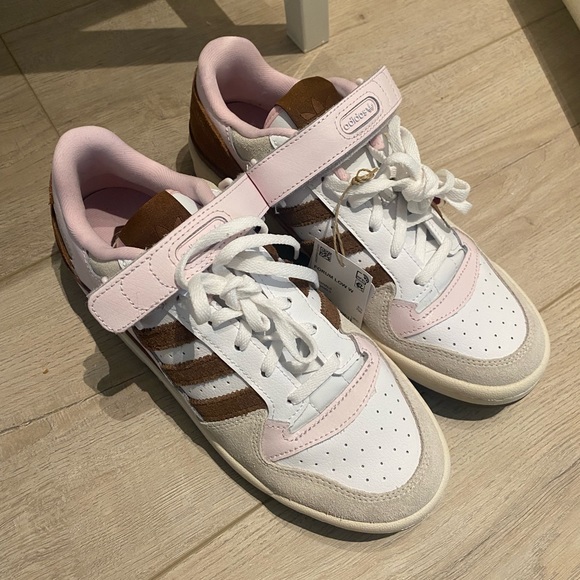 SOLD! - Picture 3 of 4